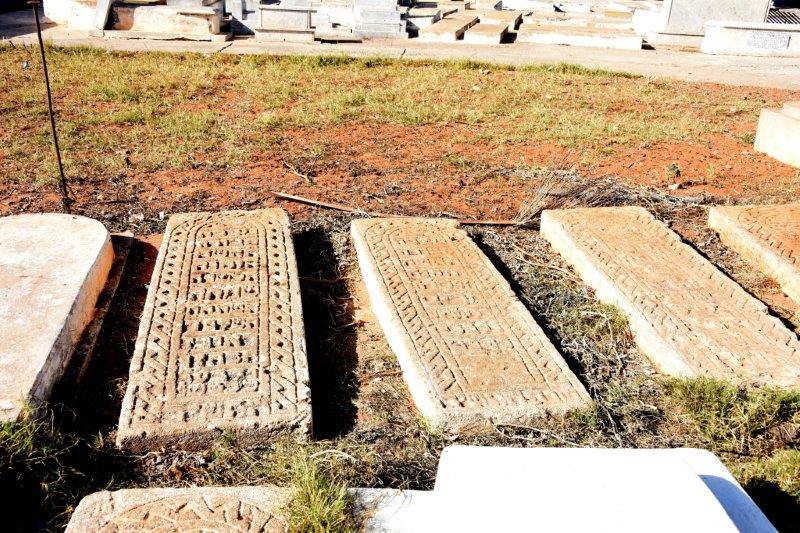 maroc rabat av jazirat al arabe cimetiere juif tombes DSC 3206 (1)